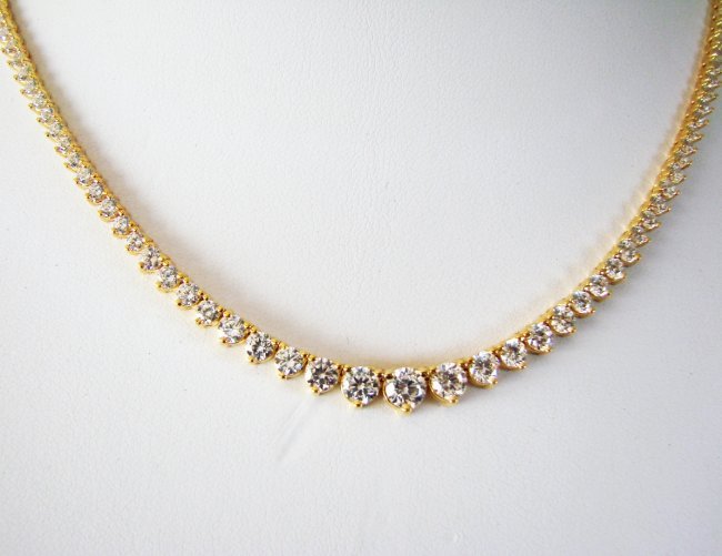 Pairs Blue White Rainbow Moonstone Round 3.36Ct: Gem: Natural Moonshine Qty: Pairs Weight: 3.36 Carat Round Shape Cut: Cabochon Measurement: 6.9x4.4 mm Clarity: Transparent Blue White Rainbow Treatment: None Origin: Sri Lanka (Ceylon))