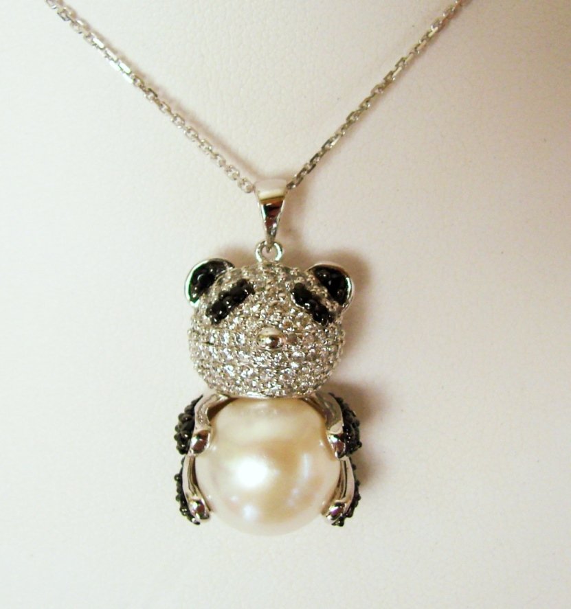 Creation, Diamond/Pearl 11mm Pendant 4.75 Ct 18k w/g Ov (1 of 7)