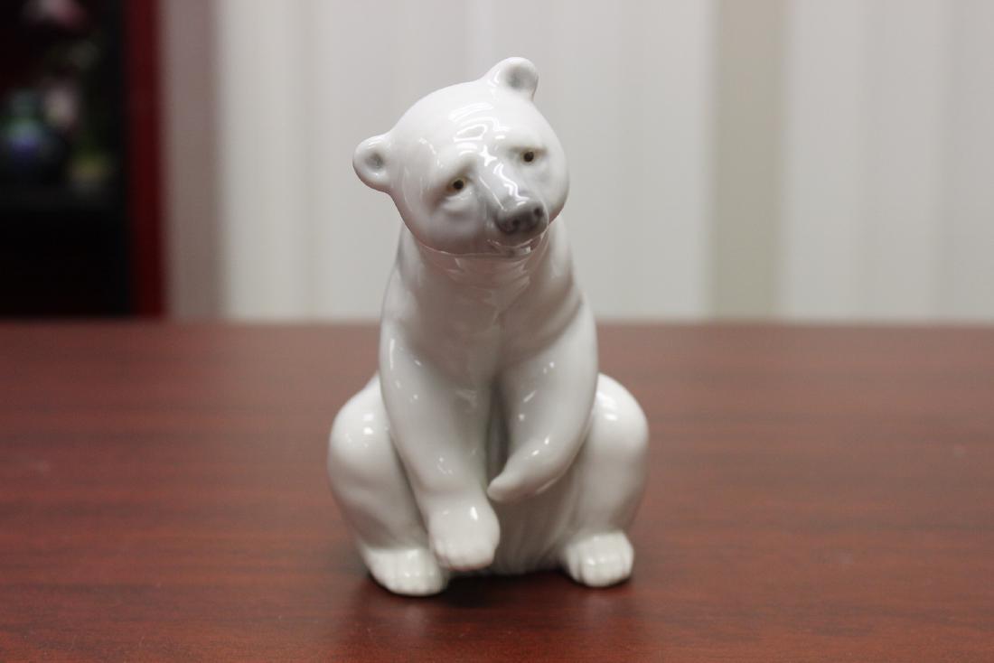 A Lladro Polar Bear: 5" tall