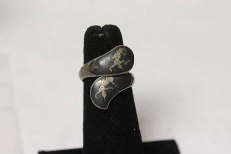 A Siamese Sterling Ring: size 5