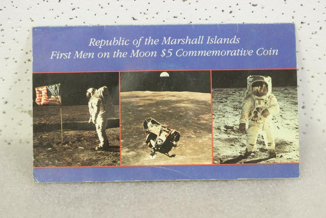 Republic of the Marshall Islands $5.00 Coin: First men on the Moon commemorative coin