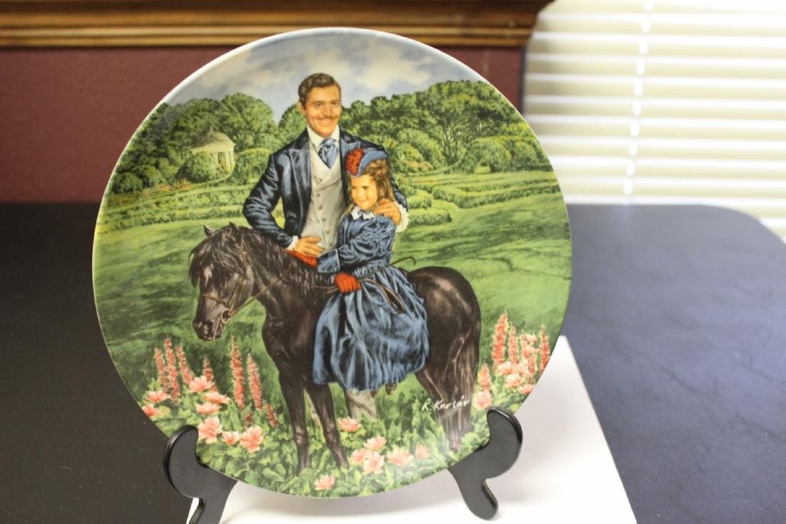 Gone With The Wind Collector's Plate: 8 1/2 inches in diameter