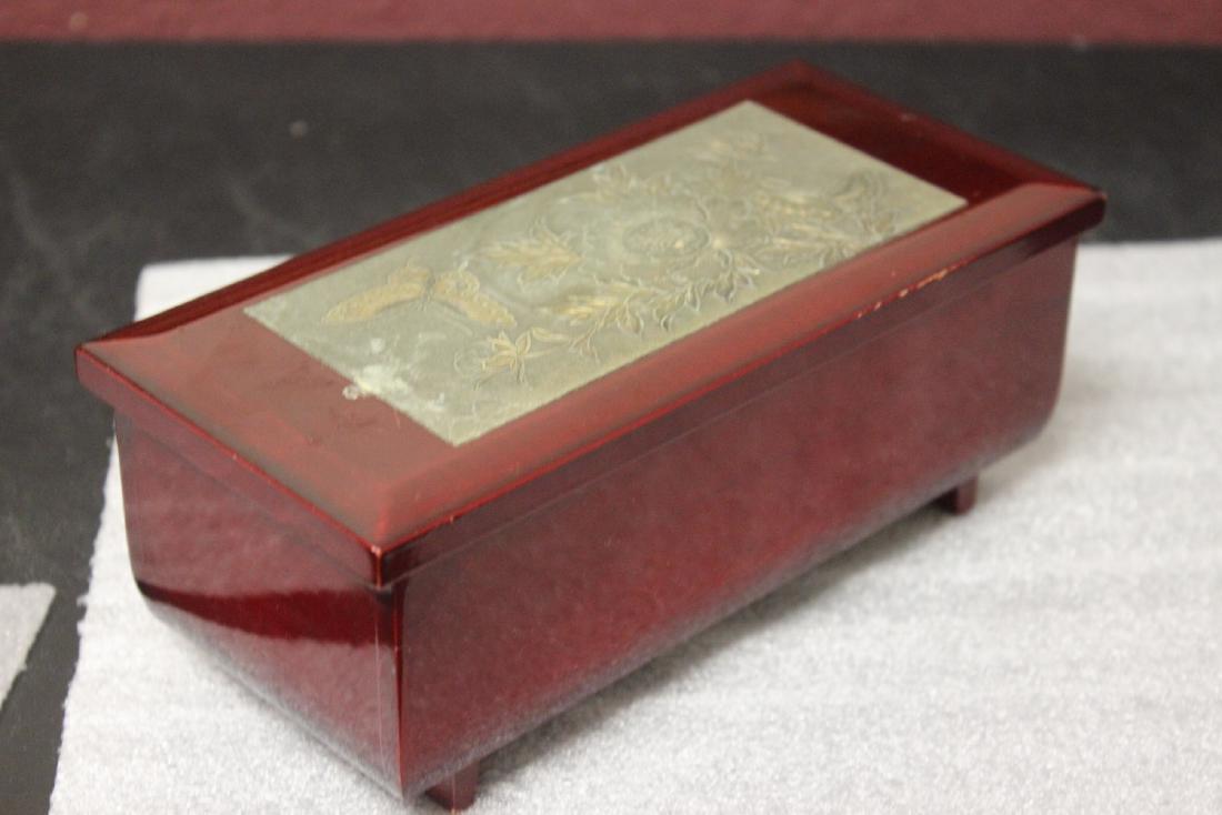 An Oriental Music Jewelry Box: 7 1/4" long