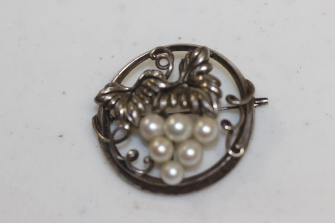 A Signed Mikimoto Culture Pear Sterling Brooch or Pin: Signed on reverse - 1 1/2 inches in diameter