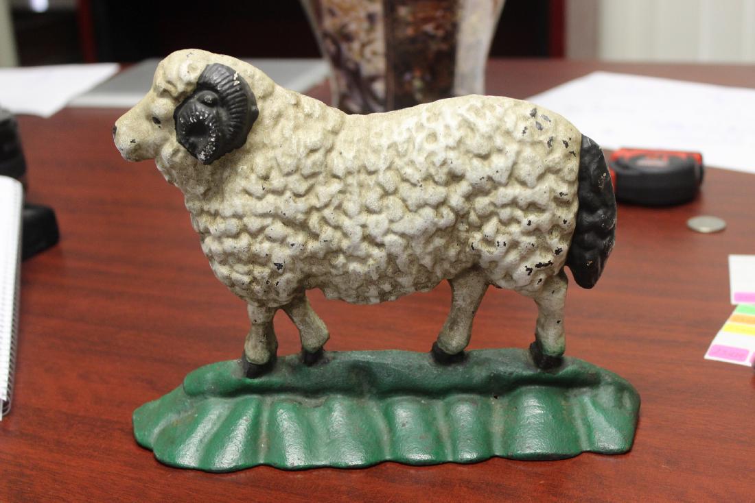 A Vintage Ram/Goat Door Stopper: Cast iron - 9 3/8" long