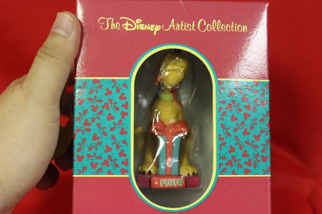 The Disney Artist Collection on Pluto: by Bill Hutto - Boxed