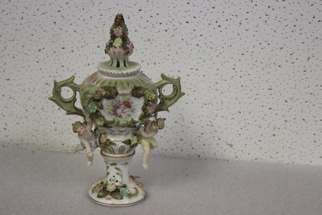A Capodimonte? Urn: with lid - 8 1/2" tall