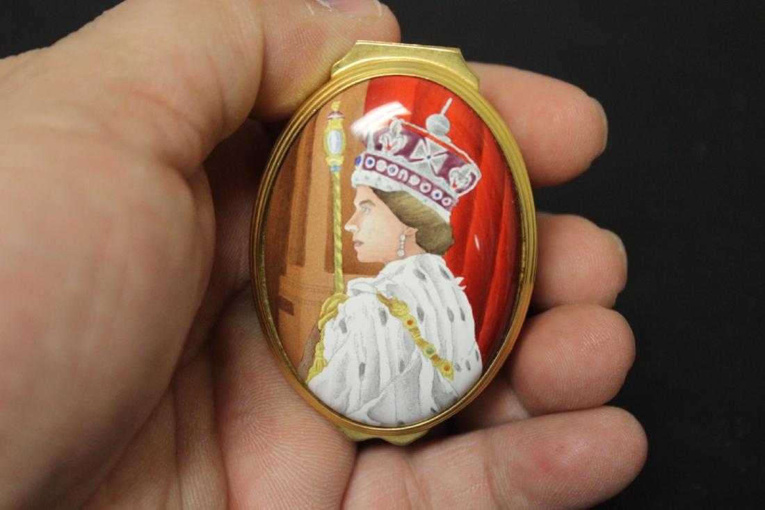 A Halcyon Enamel on Porcelain Pill Box - Queen: Limited edition - 2 1/4" long