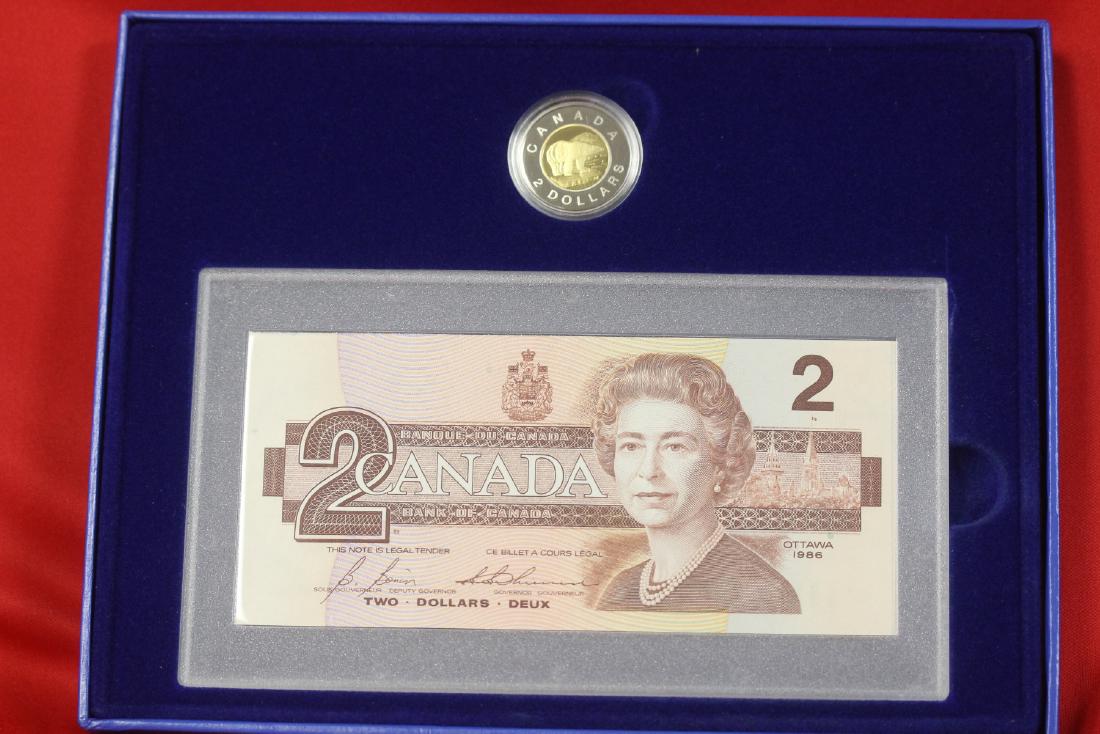 A 1996 Canada Coin and Banknote Set: with paperwork and box