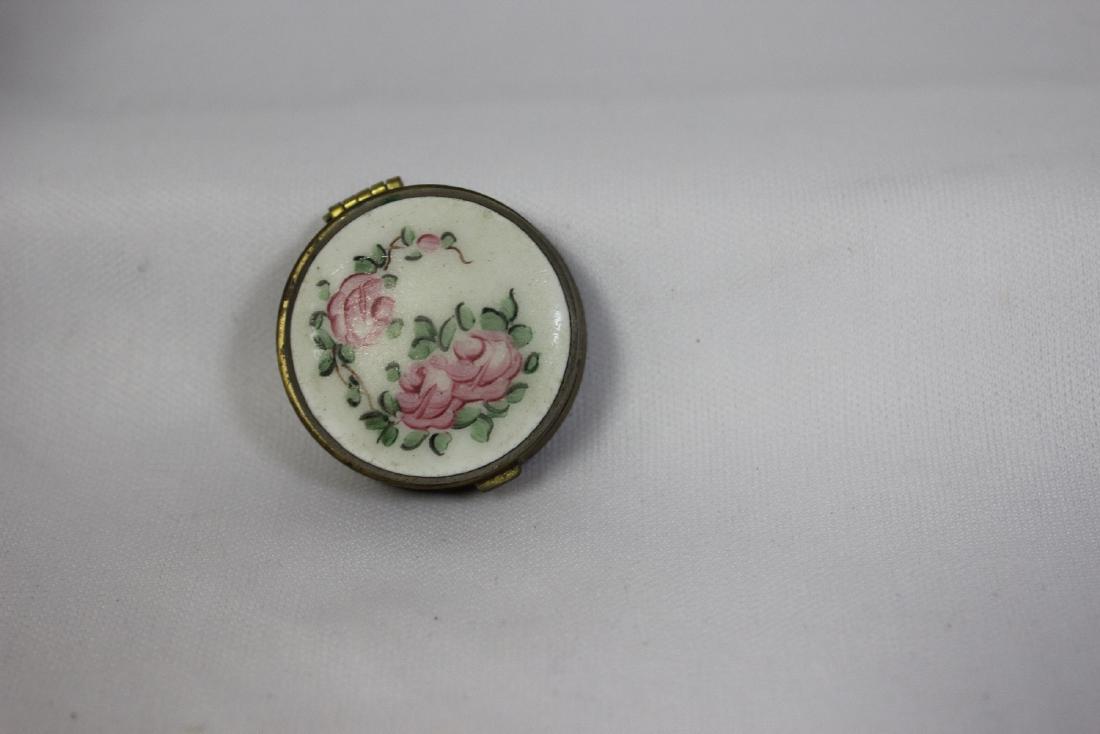 A Pill Box: 1" in diameter