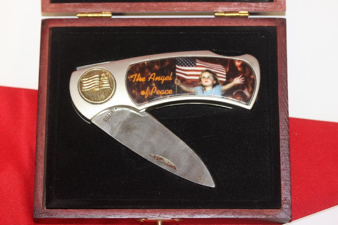 A Collector's Knife: Boxed