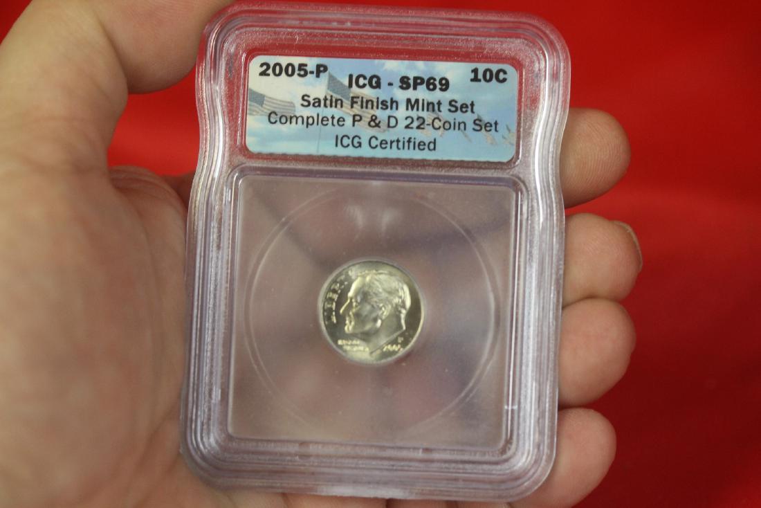 A Graded 2005-P Satin Finish Dime: ICG SP69