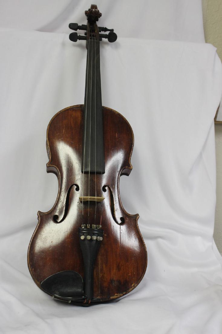 Antonius Straduarius Violin: with case - old - copy?