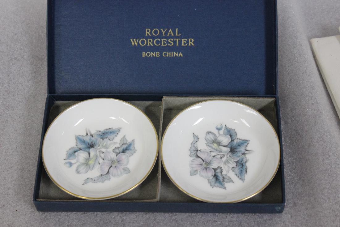 A Royal Worcester Bone China Dishes: Boxed - 4" in diameter