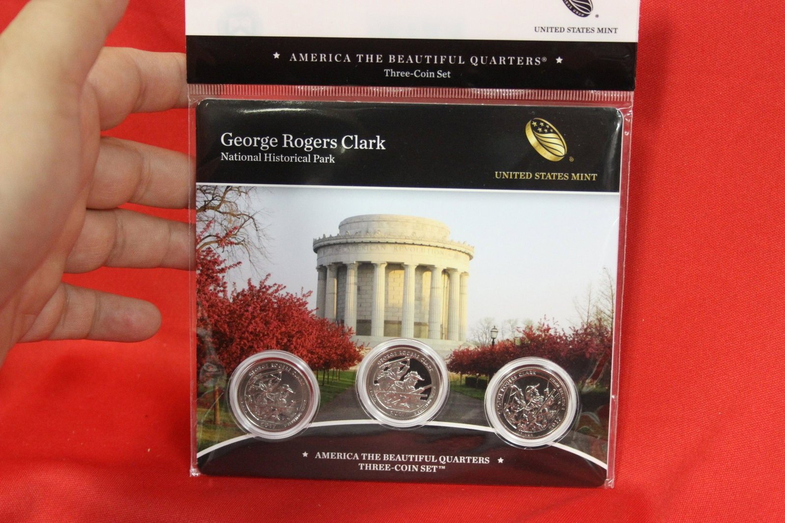 Natural Parks - 3 Quarters Coin Set: middle quarter is proof - George Rogers Clark