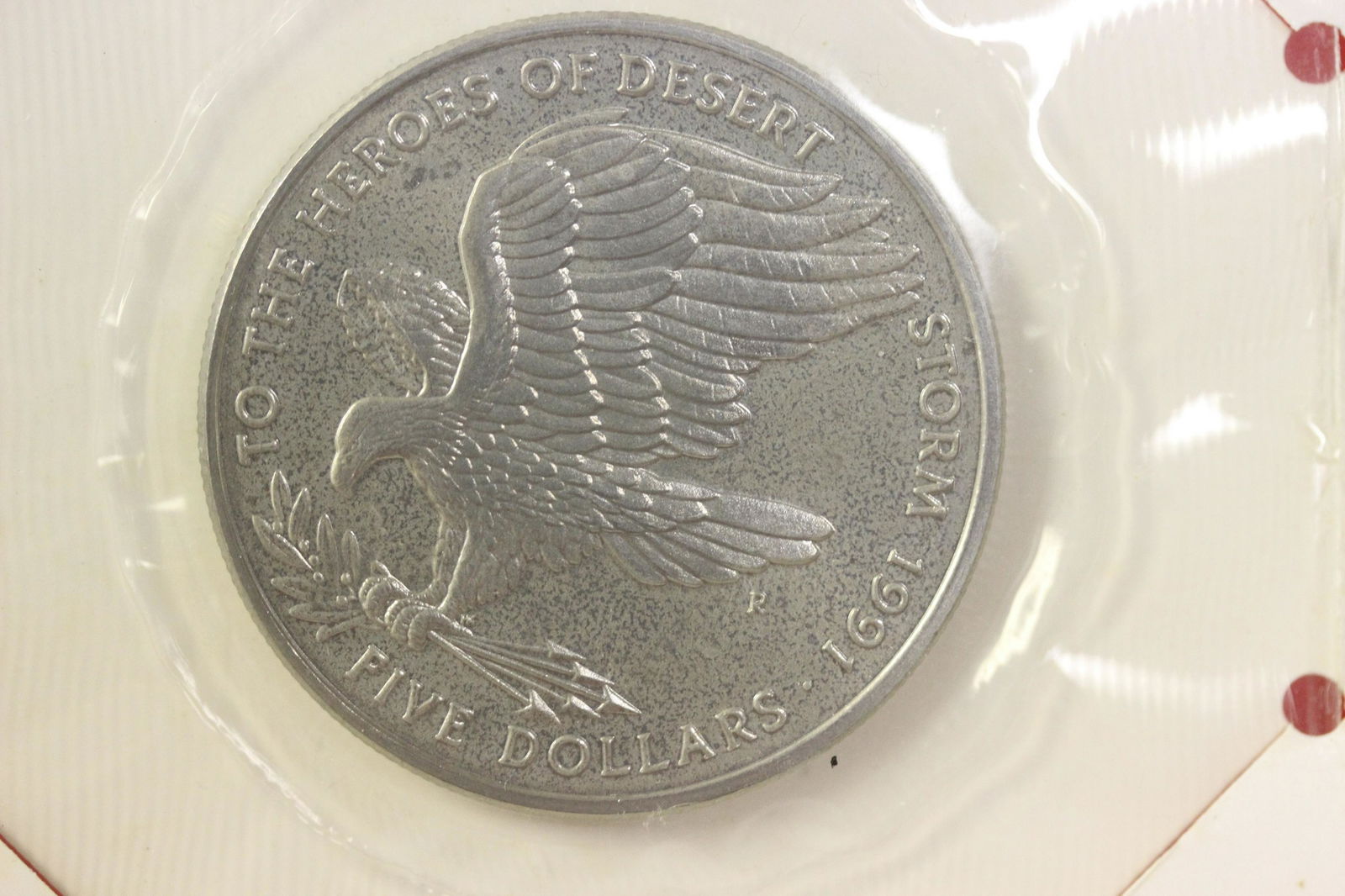 Marshall Island $5.00 Commemorative Coin: Heroes of Desert Storm