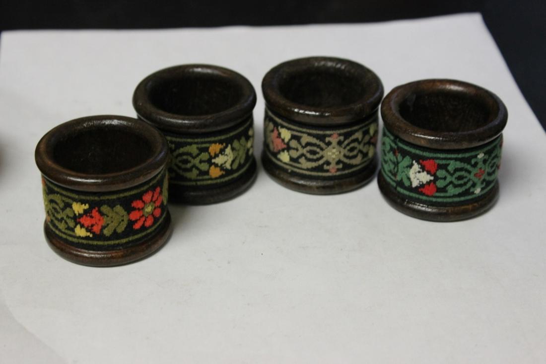 Lot of 4 Wooden Napkin Rings: as shown on photos