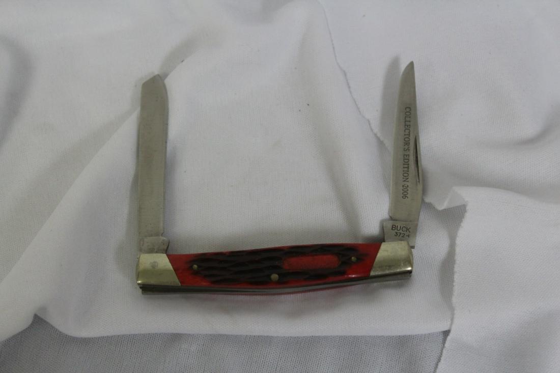 A Buck Red Bone Pocket Knife: please note: missing plate - 3 5/8" long