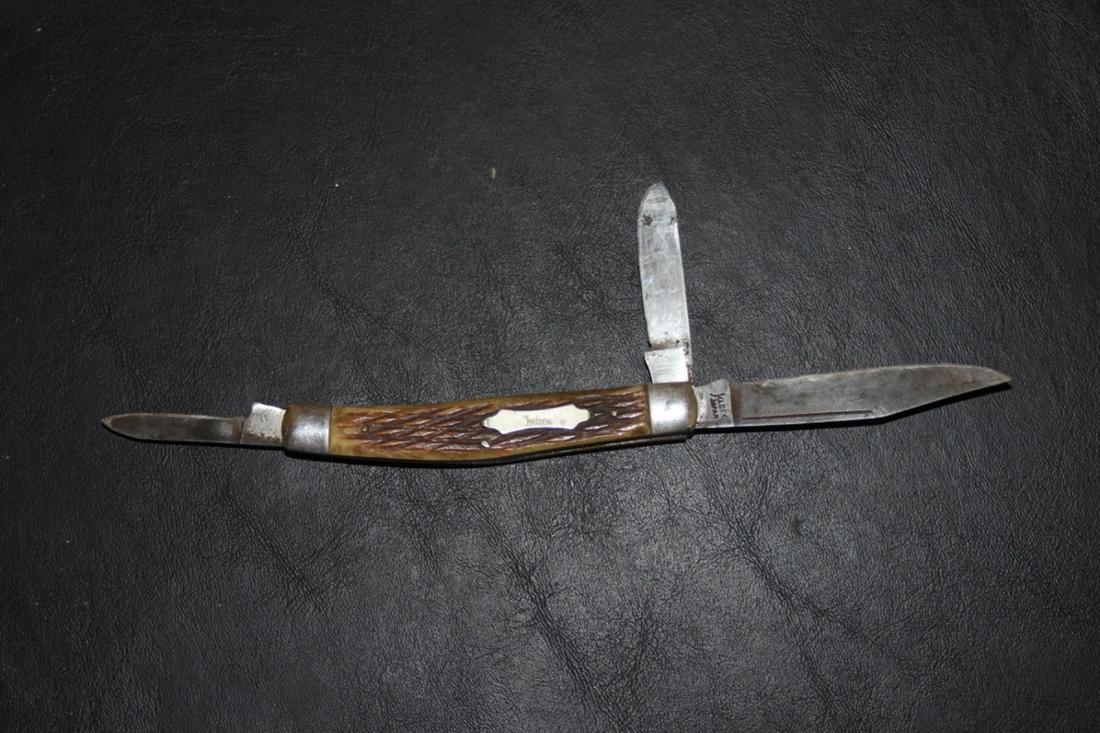 A Sabre Pocket Knife: Three blades