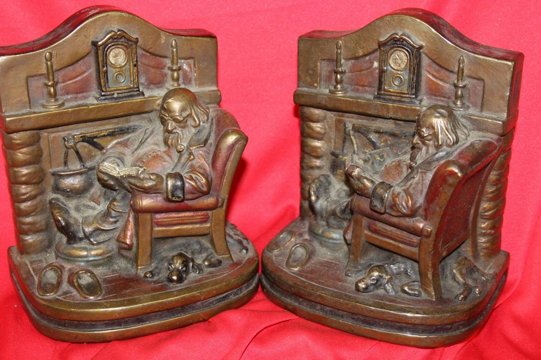 A Pair of Bookends by Armor Bronze: 7 1/4" tall