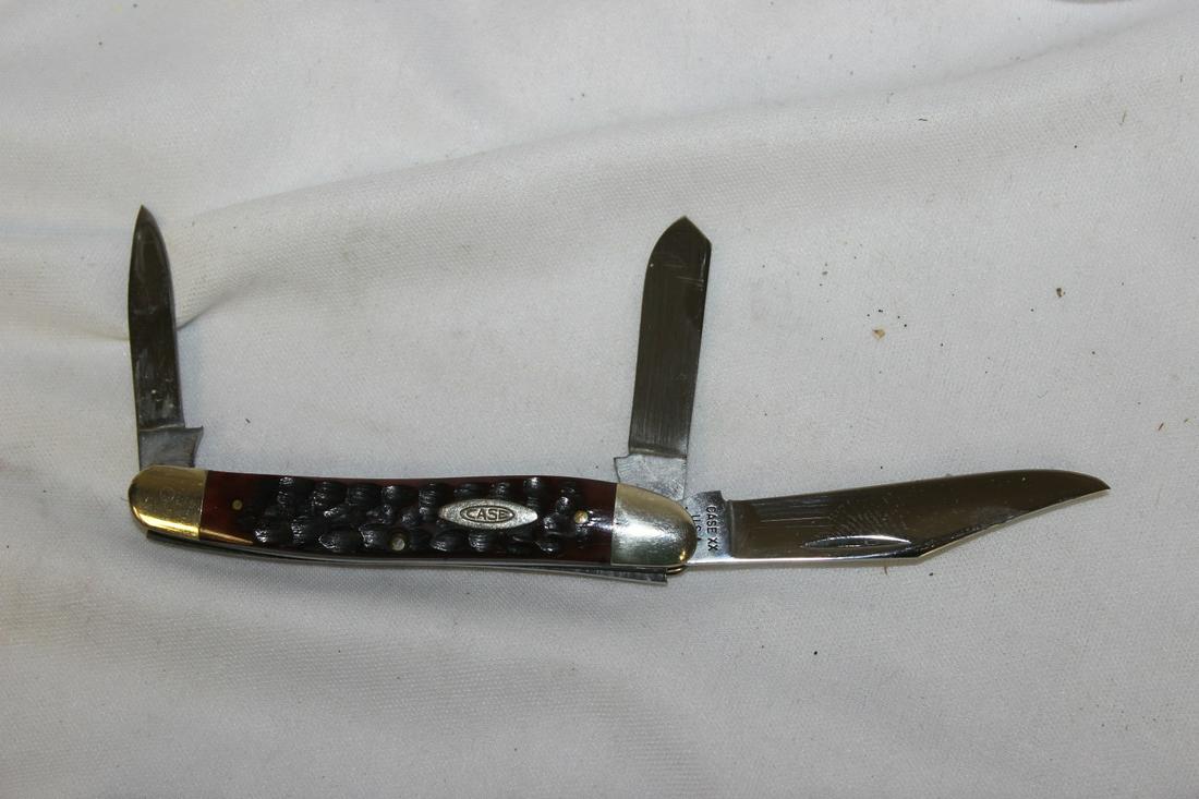 Case Knife - Stag Handle: 3 3/8" when folded - xx and ten dots - appeared to be never used