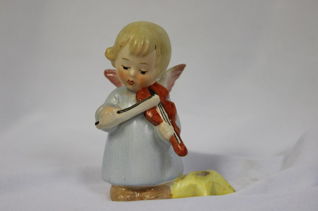 A Goebel Small Figurine: 2 7/8" tall