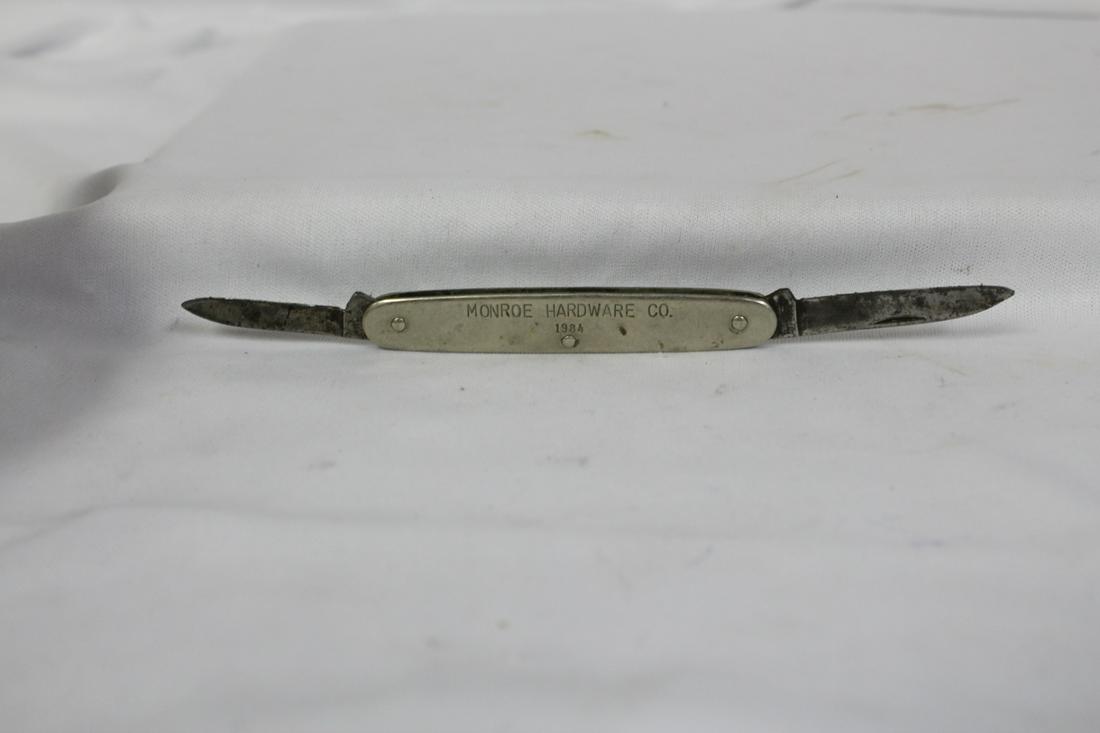 A Camillus Pocket Knife: 3 1/8" long