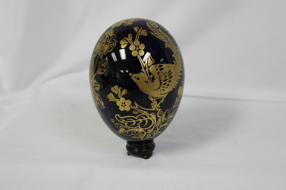A Porcelain Minton Egg: with small stand - 3 3/4" tall