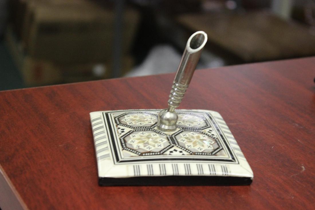 An Inlaid Pen Holder: 4" square