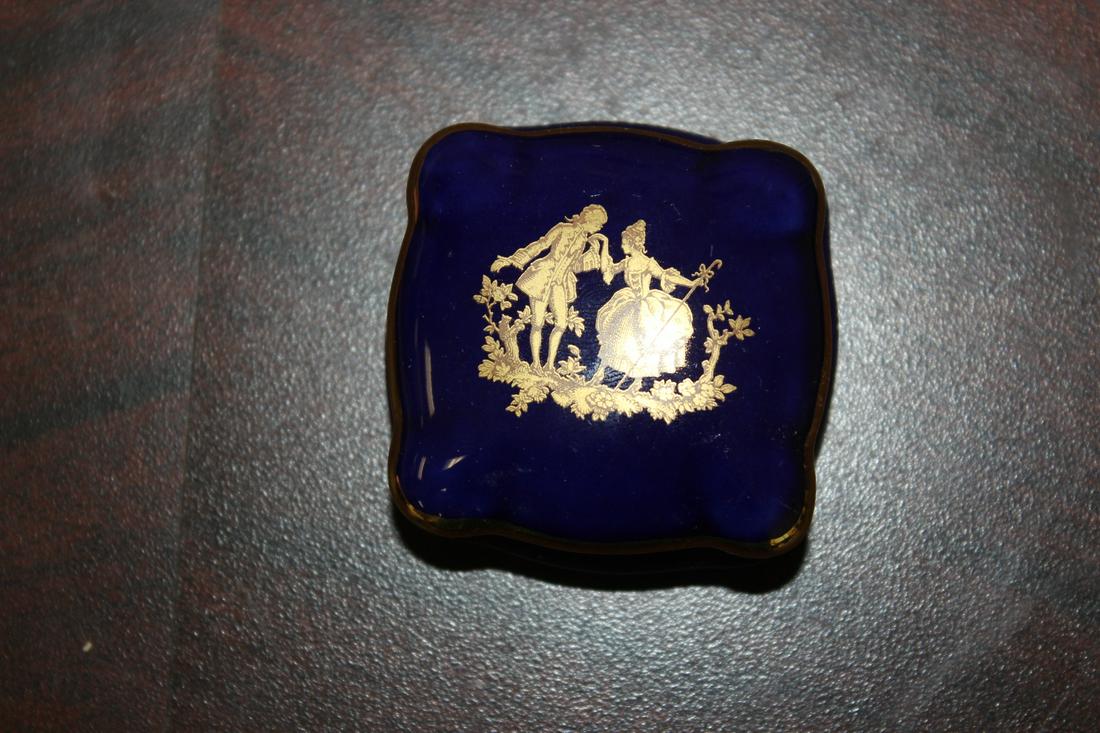 A Limoge Trinket Box: 2" square