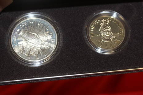 United States Congressional Coins: two-coin set - with COA - one is 90% silver (larger one)