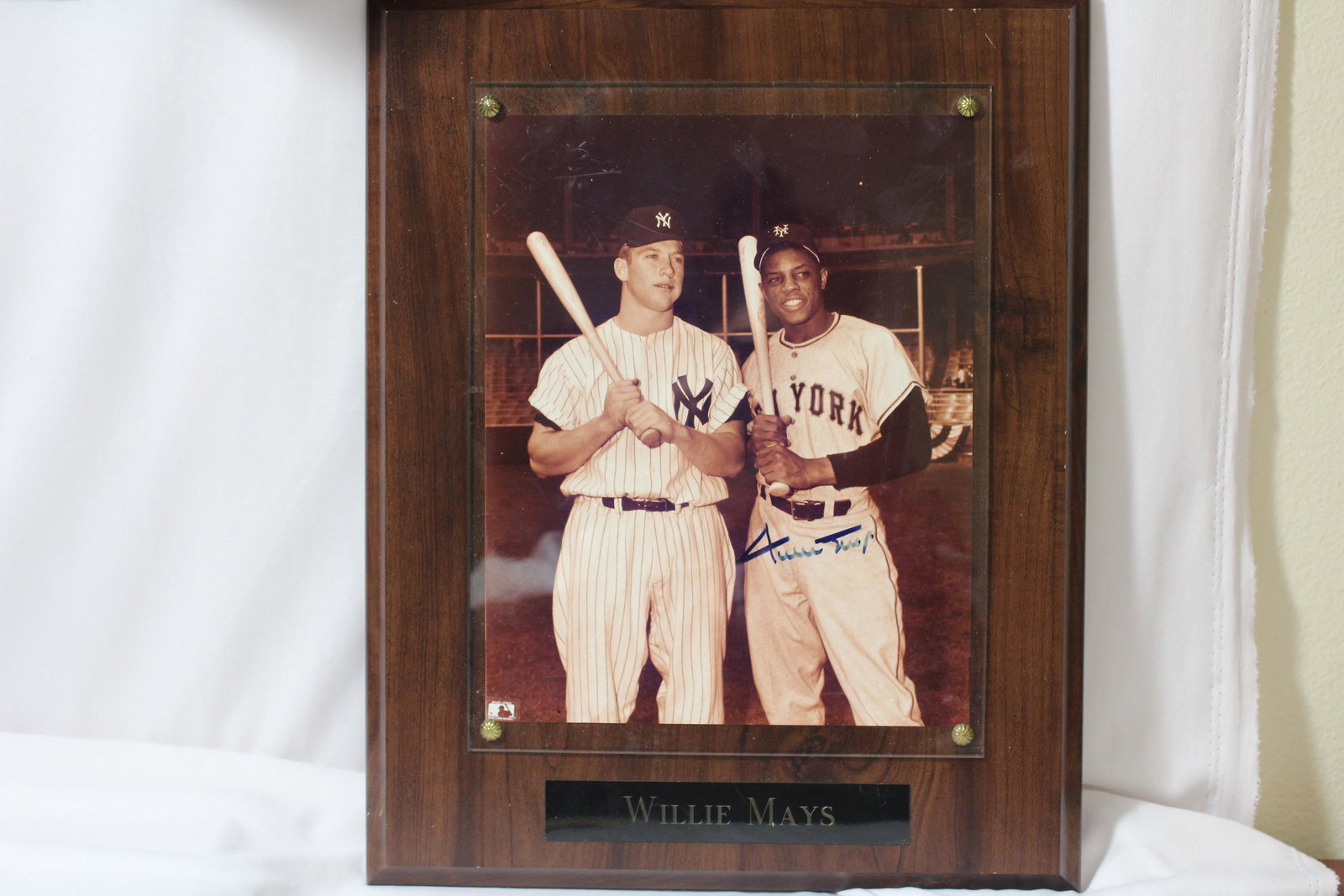 A Willie Mays Autograph Photograph: with COA - 12" x 15"