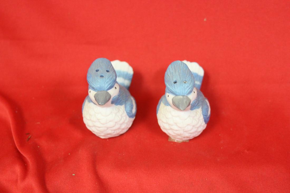 A Pair of Blue Jay Salt and Pepper Shakers: 2 3/4" tall