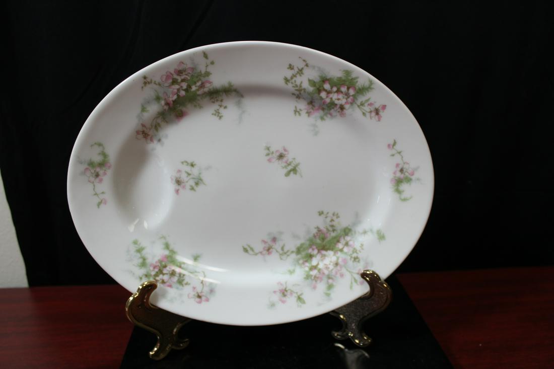 A Limoge Platter: Theodore Haviland, France - 11" in diameter