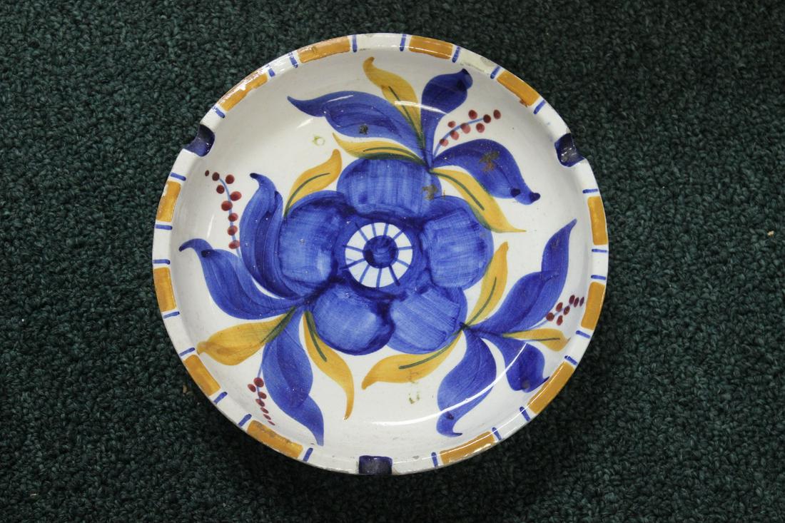 A Pottery Ashtray: Appears to be vintage - 7 inches in diameter