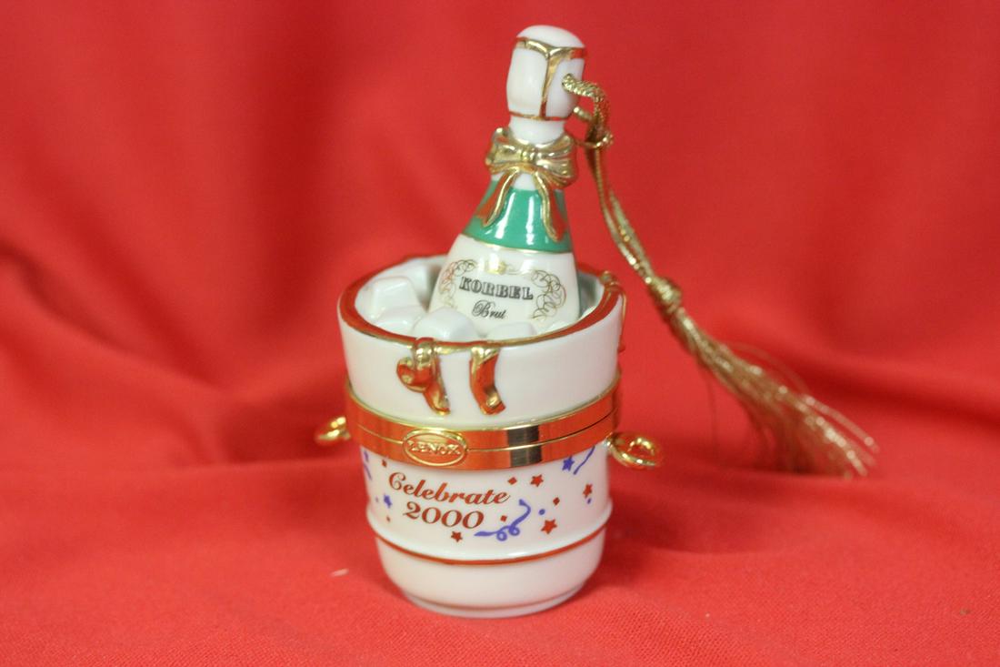A Lenox Millenium Trinket Box: 3 5/8" tall