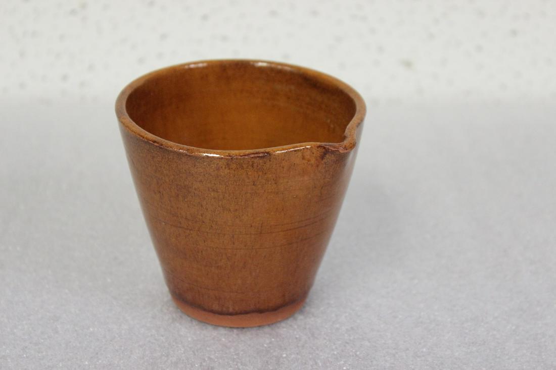 A Made in Spain Pottery Planter: 3 inches tall