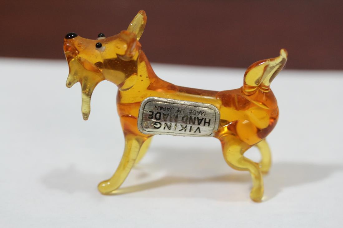 A Handmade Viking Glass Dog: 2" across