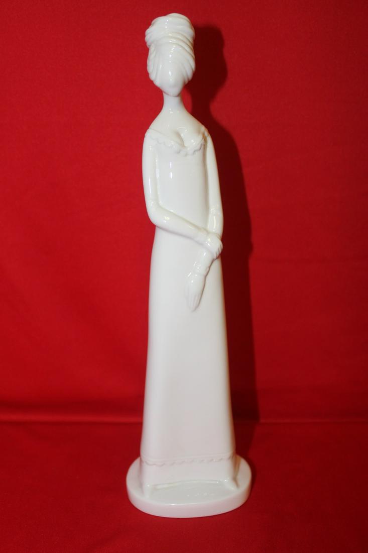 Victoria by Pauline Shore - Spode Bone China: 11" tall