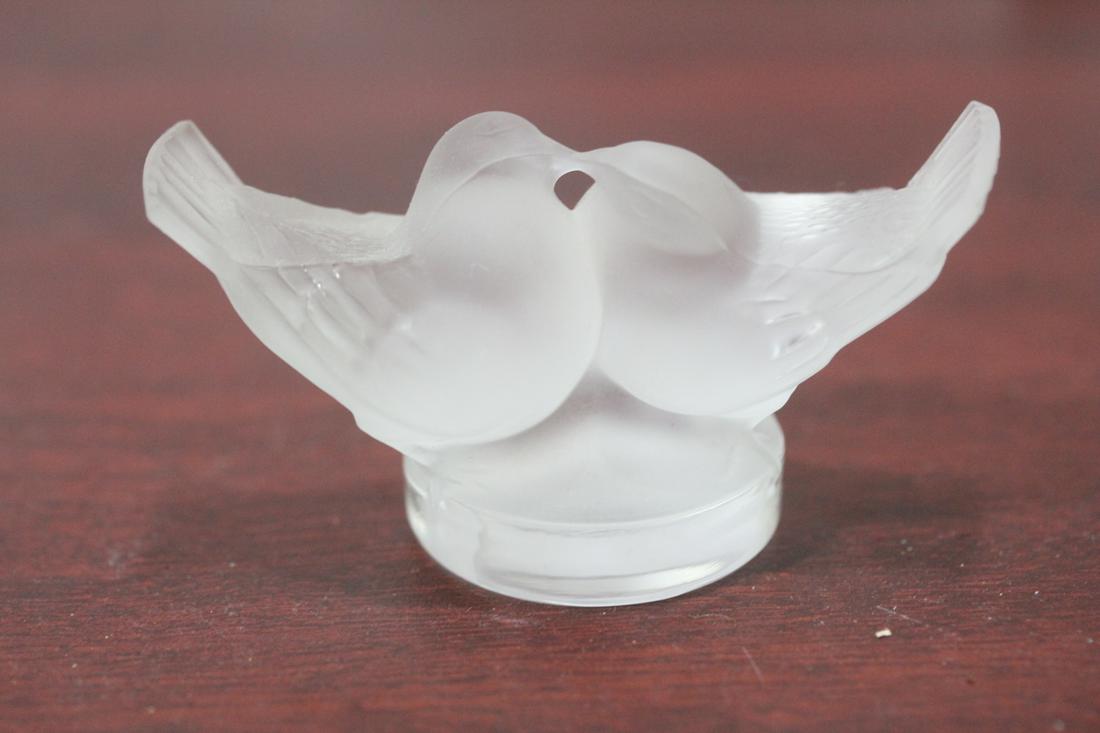 A Signed Lalique France Twin Birds: 2 3/4" across