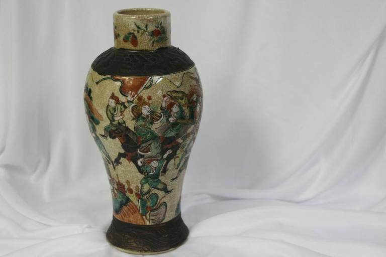 Antique Chinese Pottery Vase May 07, 2021 Lakeland Antique Bazaar in FL