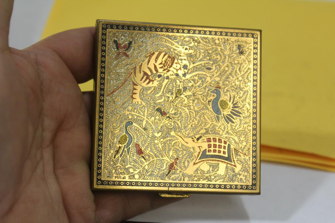 A Volupte Compact: 1960's - 3" square