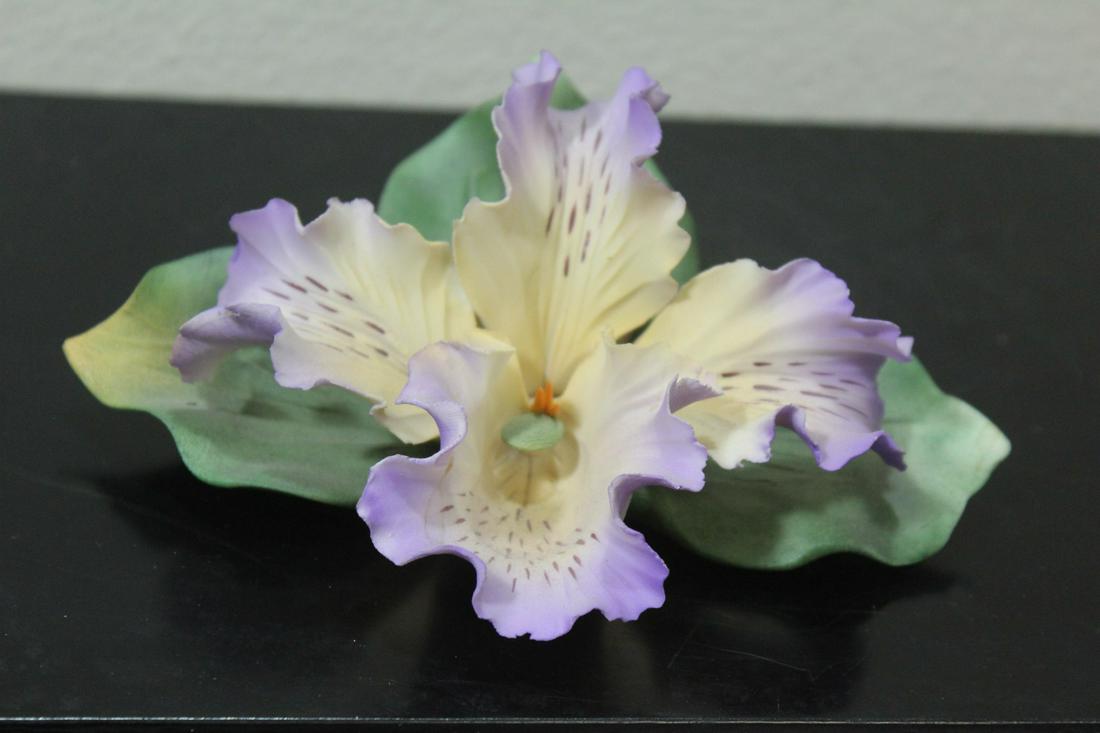 A Ceramic Capodimonte Flower: 5 3/4" across