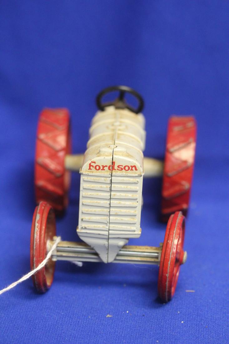 Antique/Vintage Fordson Cast Iron Tractor: 6 3/8" across