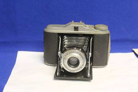 Ansco Speedex Camera: don't know if it works or not