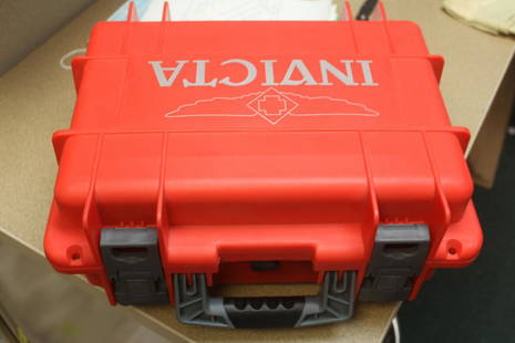 Invicta Watch Case: 8 slots
