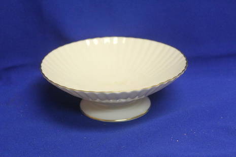 Lenox Stem Bowl: 6 3/4" in diameter