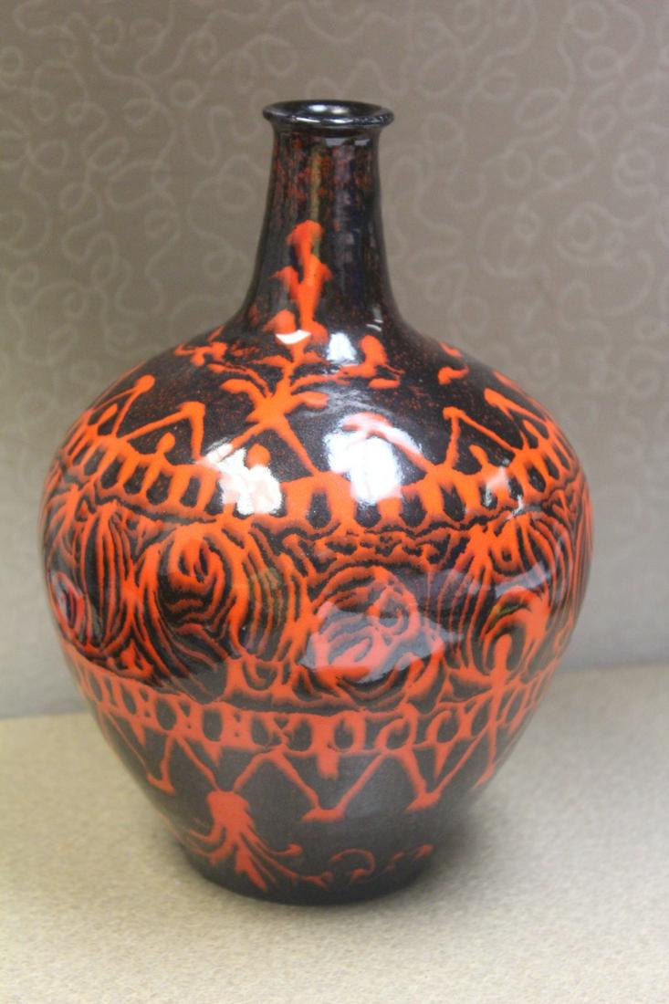 Raymor, Italy Vase: mid century, modern - possibly by Bitossi Bagni - 9 1/4" tall