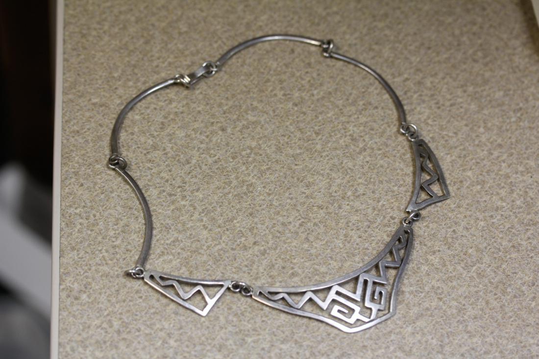 Choker necklace: marked 925, sterling, origin unknown