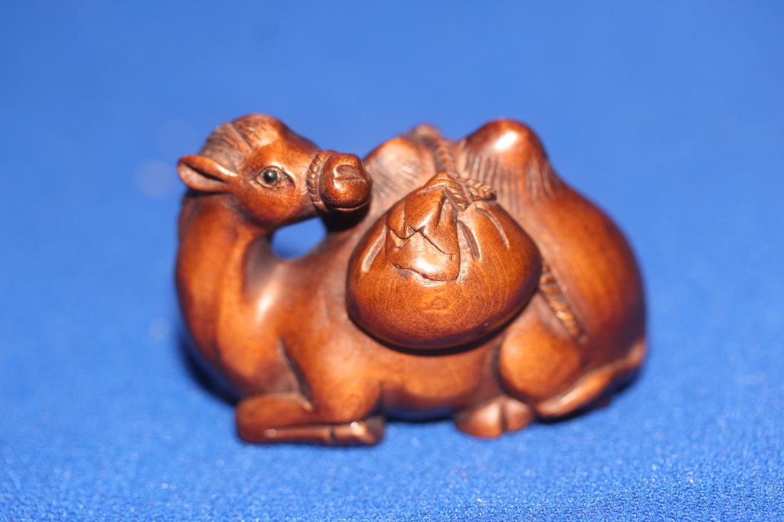Signed Japanese Wooden Camel Netsuke: 1 3/4" across